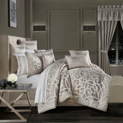 Wholesale ???? J. Queen New York Deco Silver Queen 4 Pc. Comforter Set ⭐