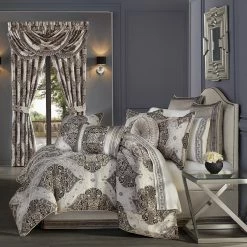 New ⭐ J. Queen New York Vera Silver Comforter Set ✔️