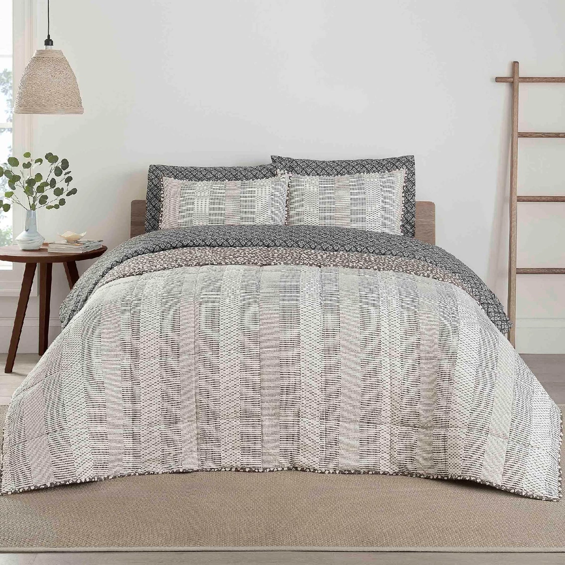 New ???? Martex Parton Charcoal Quilt Set ????