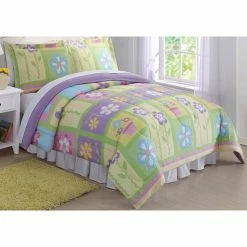 Deals ???? My World Sweet Helena Comforter Set ✨