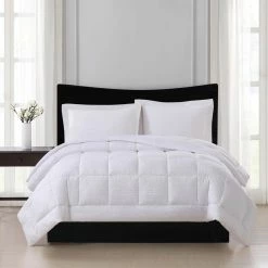 Top 10 ???? London Fog Embossed Stripe Seersucker Full/Queen Down Alternative Comforter ✔️