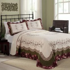 Flash Sale ❤️ Modern Heirloom Brooke Bedspread ⌛