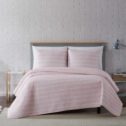 Brand new ???? Truly Soft Maddow Stripe 3 Pc. Quilt Set ????