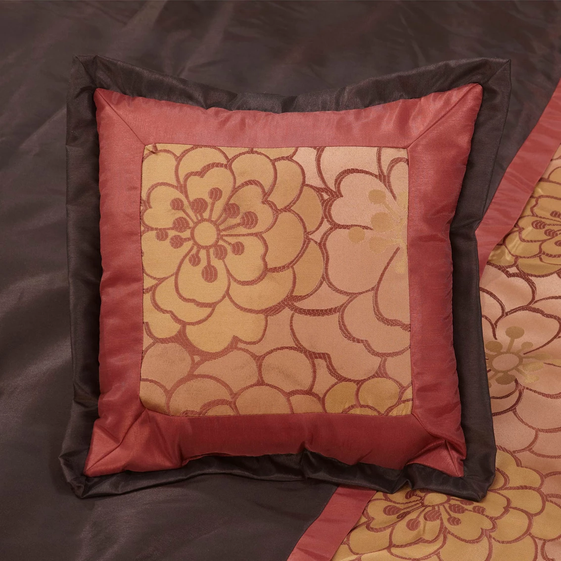 Deals ❤️ Nanshing America Inc. Sibyl 7 Pc. Comforter Set ✨ - Image 3