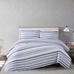 Wholesale ???? Truly Soft Curtis Stripe Full/Queen 3 Pc. Quilt Set ❤️