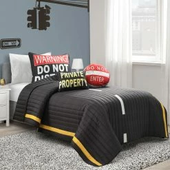 Budget ✨ Lush Decor Highway Reversible Quilt Set ????